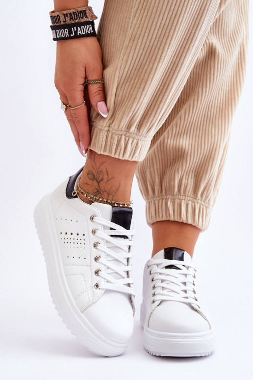 Dámská sportovní obuv bílá a černá Be First! Dámská sportovní obuv bílá a černá Be First!