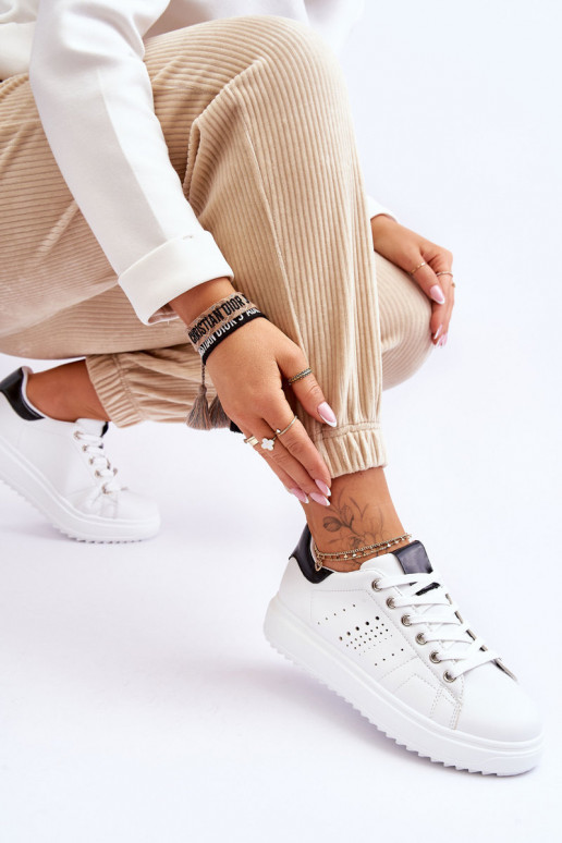 Dámská sportovní obuv bílá a černá Be First! Dámská sportovní obuv bílá a černá Be First!