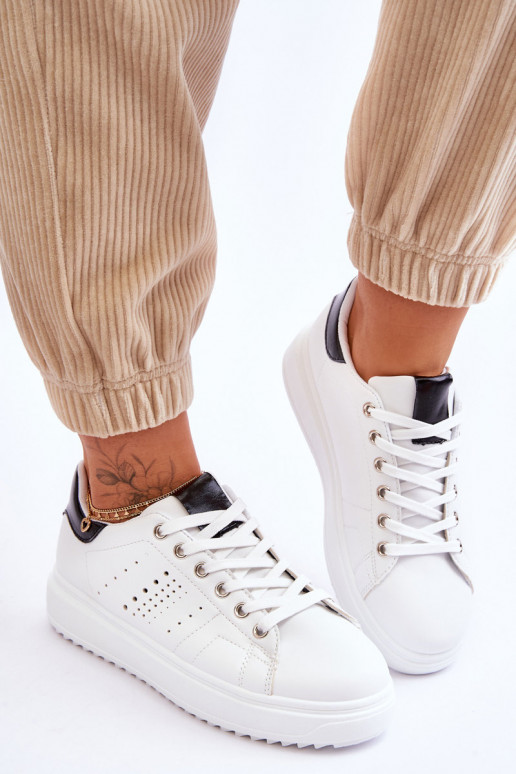 Dámská sportovní obuv bílá a černá Be First! Dámská sportovní obuv bílá a černá Be First!