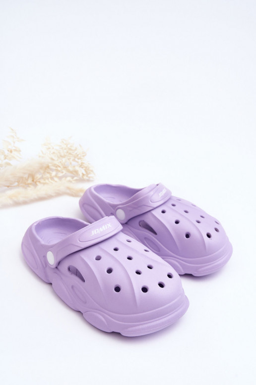 Dětské pěnové pantofle Crocs fialove Cloudy Dětské pěnové pantofle Crocs fialove Cloudy
