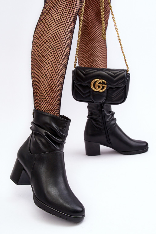 Dámské šněrované boty na podpatku černé Liriam