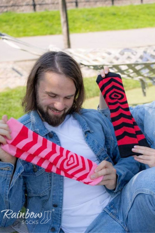 Ponožky COUPLE BOX 2 Páry Krabička Srdce Rainbow Socks Ponožky COUPLE BOX 2 Páry Krabička Srdce Rainbow Socks