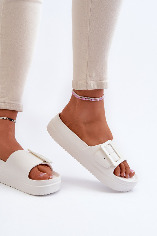 Dámské Pěnové Žabky Na Platformě S Sponou Big Star NN274A661 Bílé