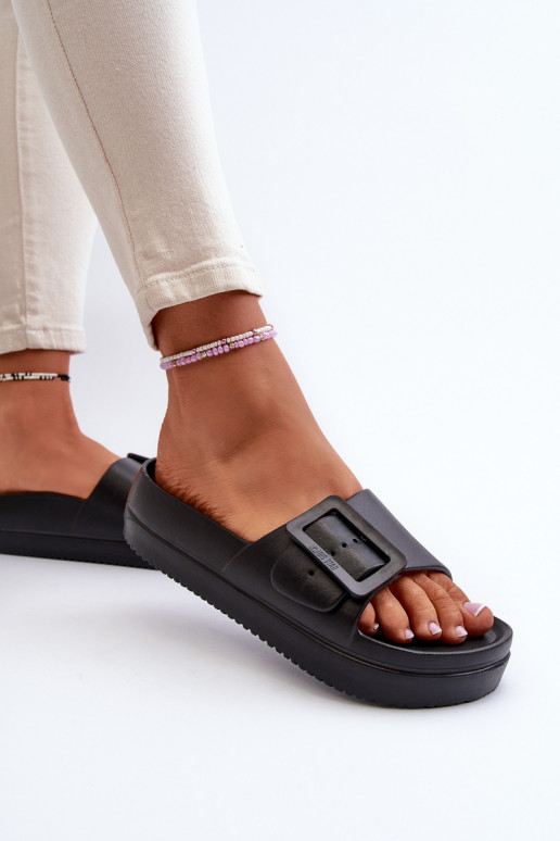 Dámské Pěnové Žabky Na Platformě S Sponou Big Star NN274A662 Černé