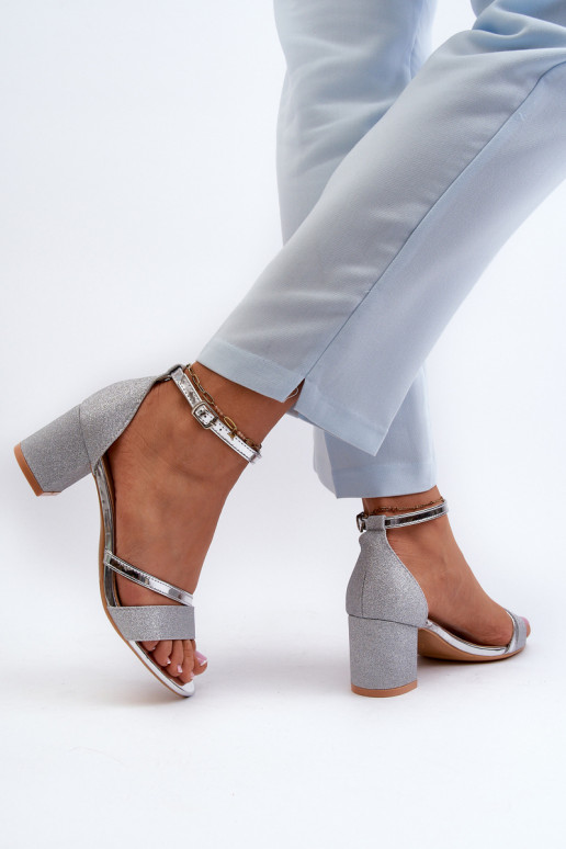 Dámské sandály na nízkém podpatku stříbrné Ploemis