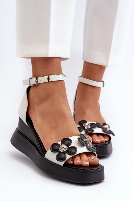 Dámské sandály na platformě a klínové podpatky s květinami Bílé Foviana