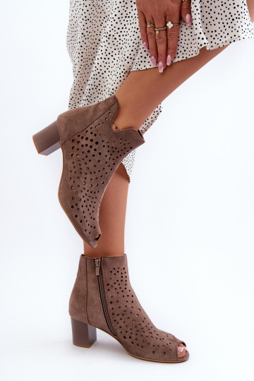 Dámské Botky Z Ekologického Semiše Na Podpatku S Otevřenými Prsty Hnědé Halania