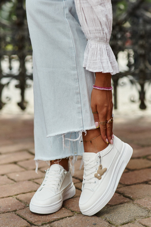 Tenisky Dámské Sportovní Na Platformě S Ozdobou Bílý VINCEZA 13613 Tenisky Dámské Sportovní Na Platformě S Ozdobou Bílý VINCEZA 13613