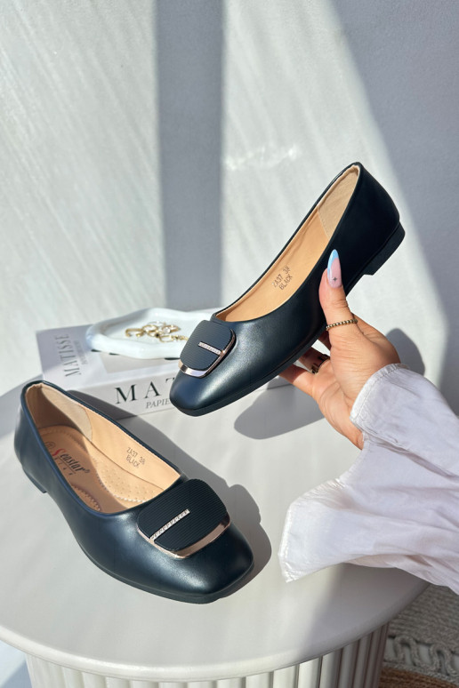 Dámské baletky z ekokože s ozdobou Černé Edoslli Dámské baletky z ekokože s ozdobou Černé Edoslli