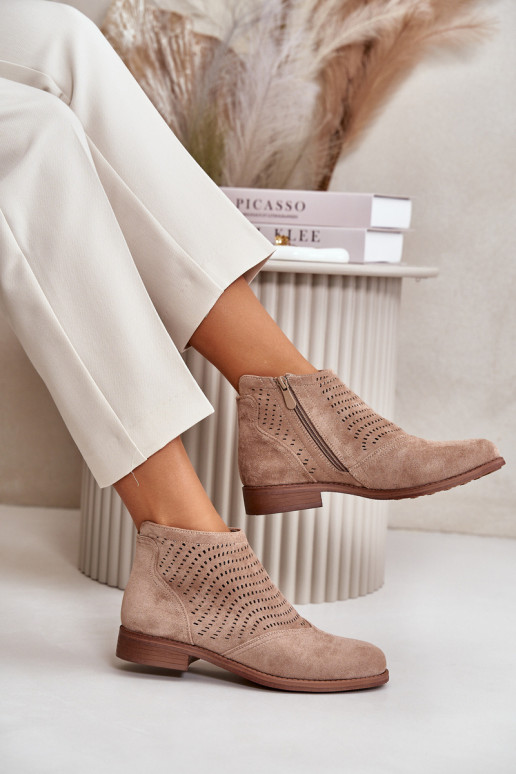 Dámské boty na plochém podpatku perforované béžové S.Barski HY42-076 Dámské boty na plochém podpatku perforované béžové S.Barski HY42-076