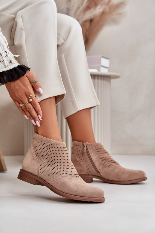 Dámské boty na plochém podpatku perforované béžové S.Barski HY42-076 Dámské boty na plochém podpatku perforované béžové S.Barski HY42-076