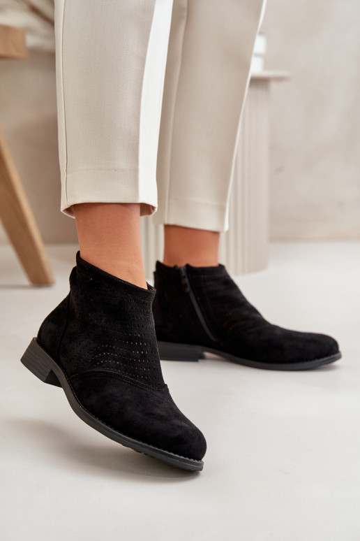 Dámské Boty Na Plochém Podpatku Vyřezávané Černé S.Barski HY42-076 Dámské Boty Na Plochém Podpatku Vyřezávané Černé S.Barski HY42-076