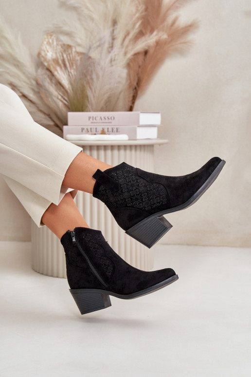 Děrované Kozačky Na Zip Eko Semišové Černé S.Barski HY42-944 Děrované Kozačky Na Zip Eko Semišové Černé S.Barski HY42-944