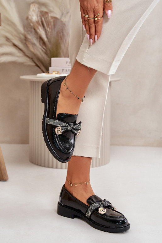 Lakovane Dámské Mokasíny S Mašlí Černé S.Barski HY42-331A Lakovane Dámské Mokasíny S Mašlí Černé S.Barski HY42-331A