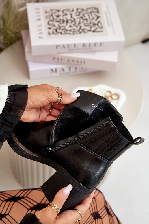 Zateplené dámské boty na podpatku eko kůže černé Irittes Zateplené dámské boty na podpatku eko kůže černé Irittes