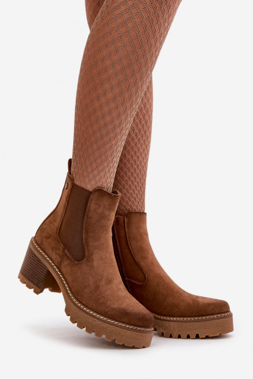 Dámské Zateplené Botky Na Podpatku Eko Semišové Hnědé Irissinae Dámské Zateplené Botky Na Podpatku Eko Semišové Hnědé Irissinae