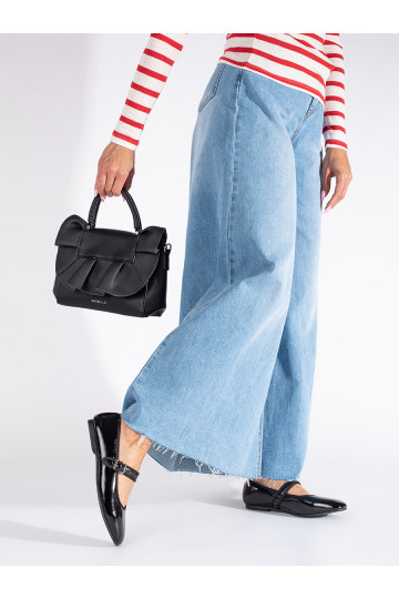 Černé lakované baleríny dámské