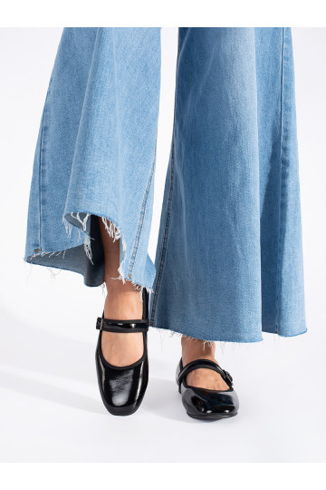 Černé lakované baleríny dámské 2