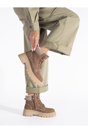 Hnědé zateplené dámské traperky