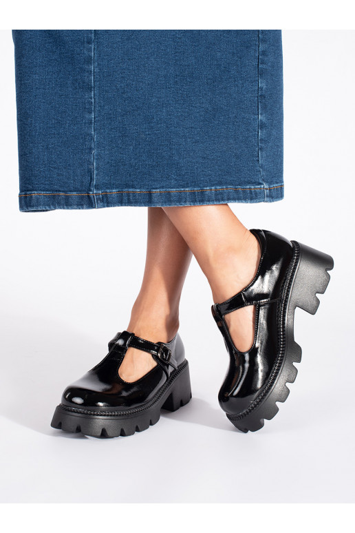 Černé lakované polobotky na platformě dámské