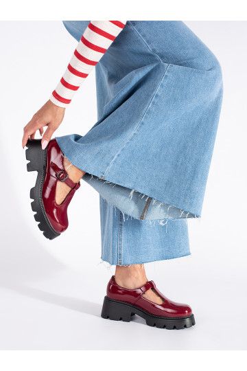 Bordové lakované dámské polobotky na platformě 2