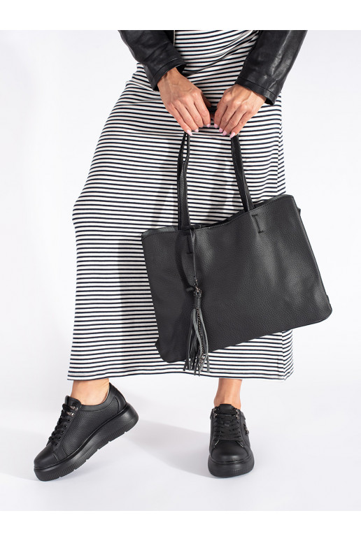 Kožené černé sneakersy na platformě