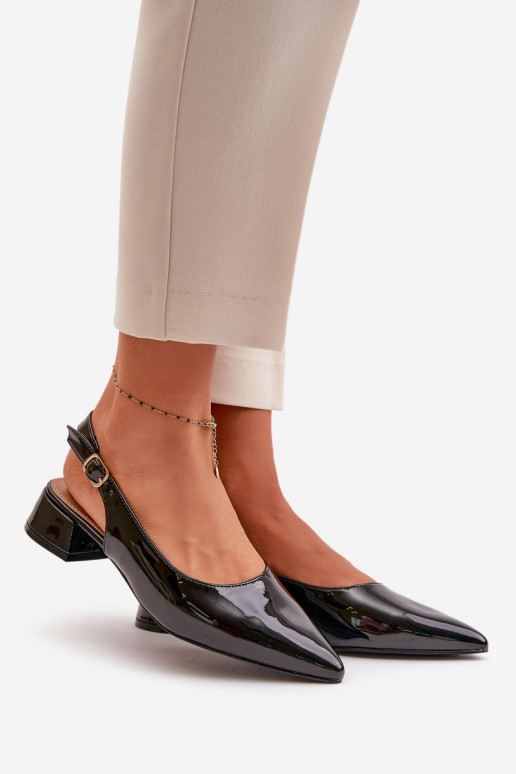 Lakované baleríny na nízkém podpatku s špičatými špičkami černé Anarinne Lakované baleríny na nízkém podpatku s špičatými špičkami černé Anarinne