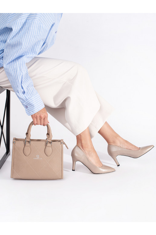 Klasické elegantní béžové lodičky na tenkém podpatku