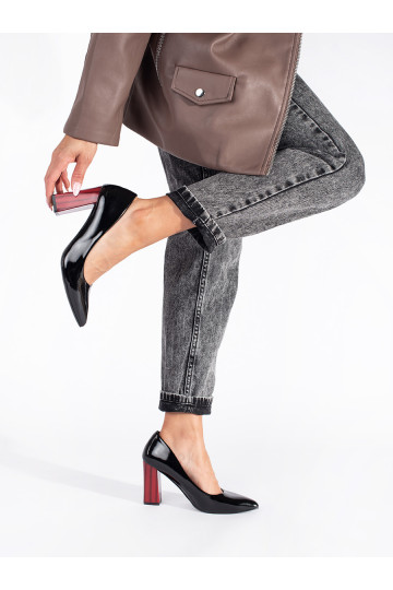 Elegantní černé lodičky na sloupku 2