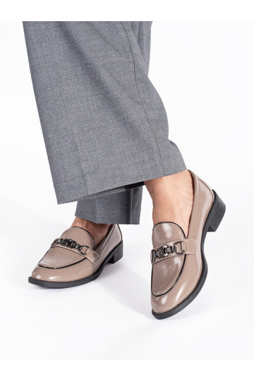 Lakované béžové mokasíny dámské