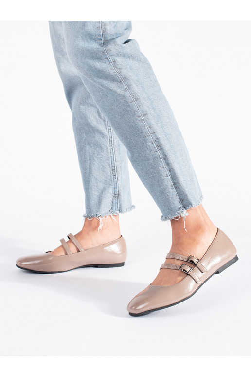 Béžové lakované baleríny se zapínáním