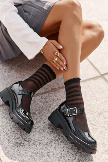 Lakovane Dámské Polobotky S Přezkou Černé Plikuria 2