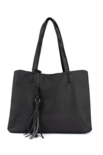 Černá velká kabelka s třásněmi 2