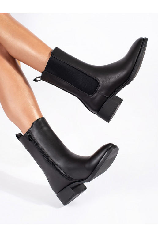 Černé dámské štibletky na nízkém sloupku