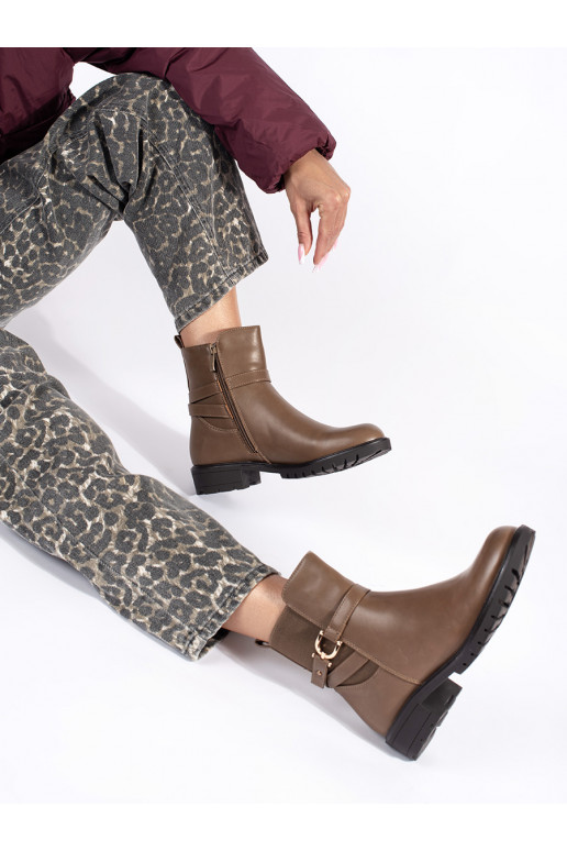 Hnědé vyšší kotníkové dámské boty