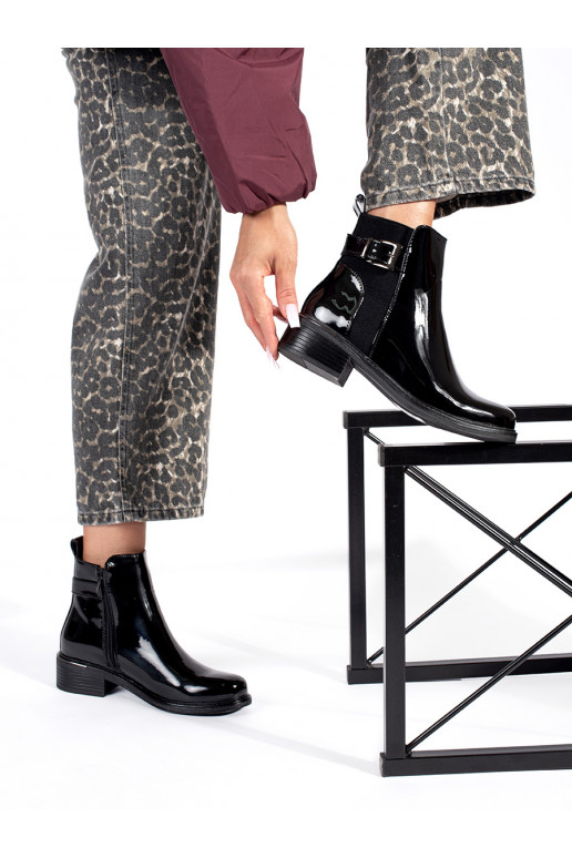 Lakované černé dámské štibletky