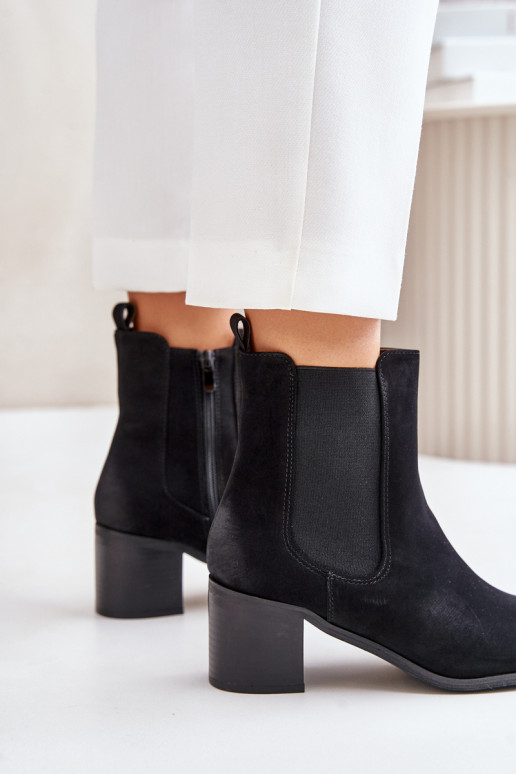 Zateplené dámské boty na podpatku černé Radeya Zateplené dámské boty na podpatku černé Radeya