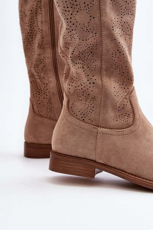 Moteriški ilgaauliai batai su ažūro... Moteriški ilgaauliai batai su ažūro...