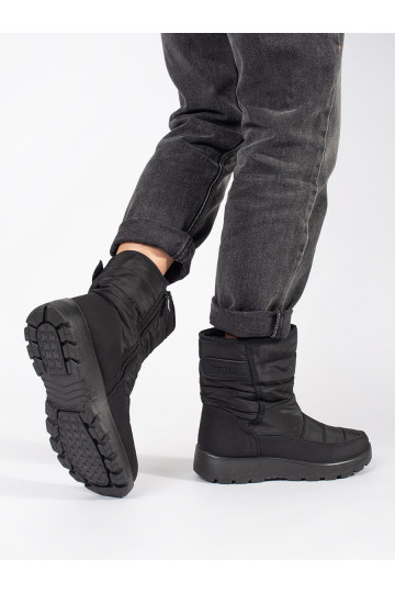 Černé zateplené dámské sněhule 2