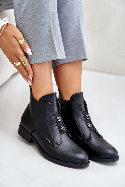 Zateplené dámské boty na plochém podpatku z eko kůže černé S.Barski HY42-716 Zateplené dámské boty na plochém podpatku z eko kůže černé S.Barski HY42-716