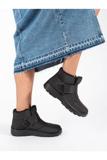 Černé pohodlné dámské sněhule 2