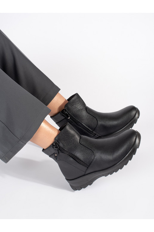 Černé pohodlné zateplené dámské boty