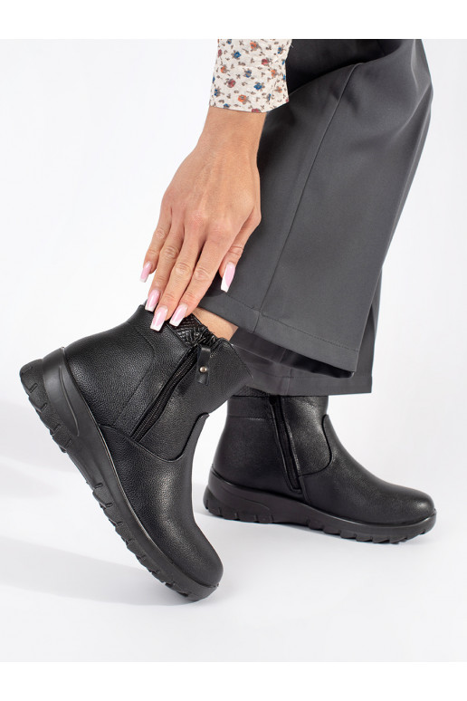 Černé pohodlné zateplené dámské boty