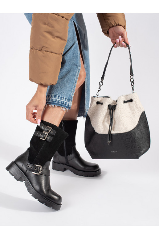 Černá dámská kabelka s kožešinovou částí beránkového typu