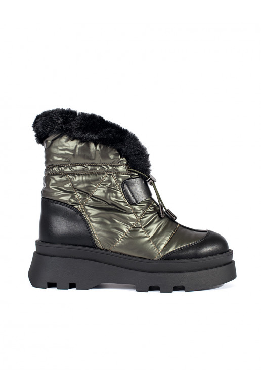 Zelené dámské sněhule s černou kožešinou na platformě