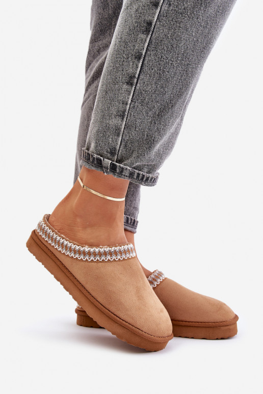 Pohodlná domácí obuv pantofle s výšivkou dámské Inblu FX000021 Camel Pohodlná domácí obuv pantofle s výšivkou dámské Inblu FX000021 Camel