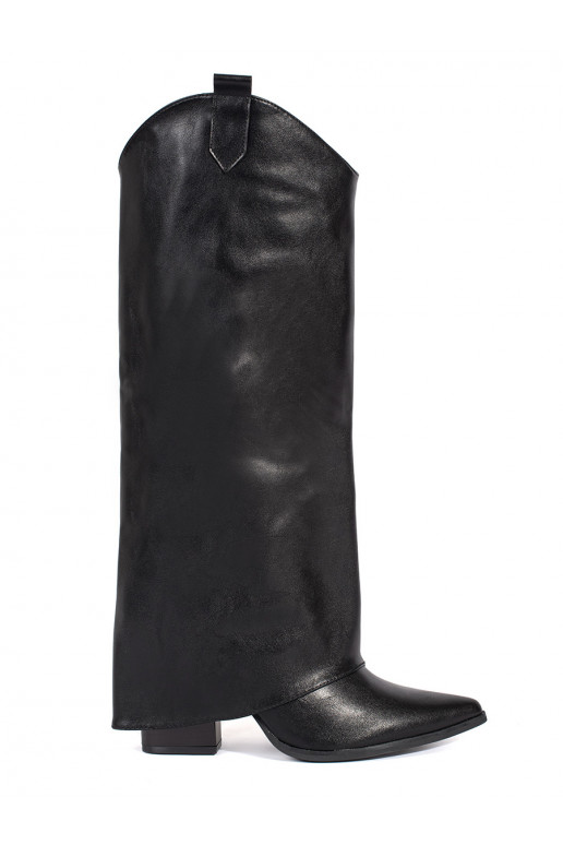 Černé dámské kozačky v kovbojském stylu na podpatku