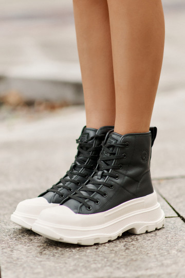 Kožené Zateplené Tenisky Na Masivní Platformě Big Star OO274A599 Černé 2