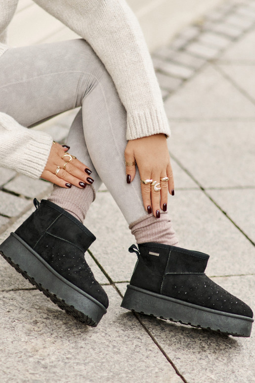 Sněhule se zdobením na platformě Big Star OO274A105 černé Sněhule se zdobením na platformě Big Star OO274A105 černé