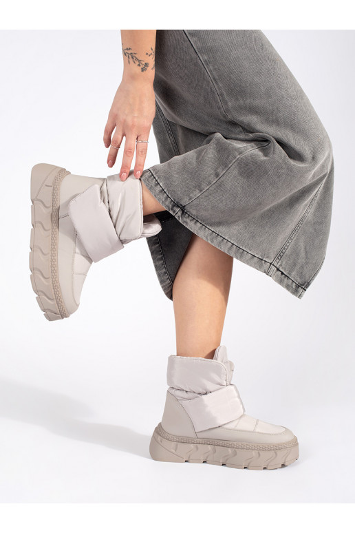 Šedé zateplené dámské sněhule na hrubé podrážce